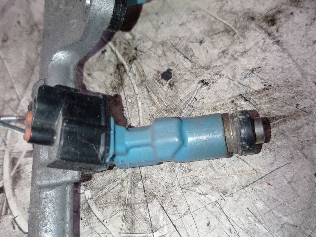 bontott TOYOTA YARIS Porlasztó (1 db)