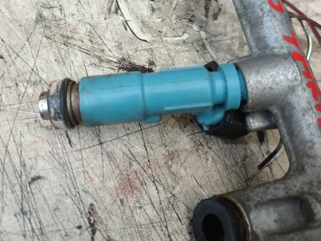 bontott TOYOTA YARIS Porlasztó (1 db)