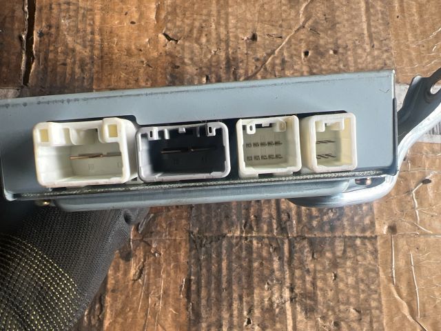 bontott TOYOTA YARIS Szervó Szivattyú Elektronika