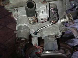 bontott TOYOTA YARIS Termosztátház