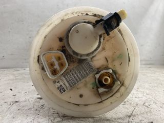 bontott TOYOTA YARIS Üzemanyag Szivattyú