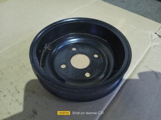 bontott TOYOTA YARIS Vízpumpa Szíjtárcsa