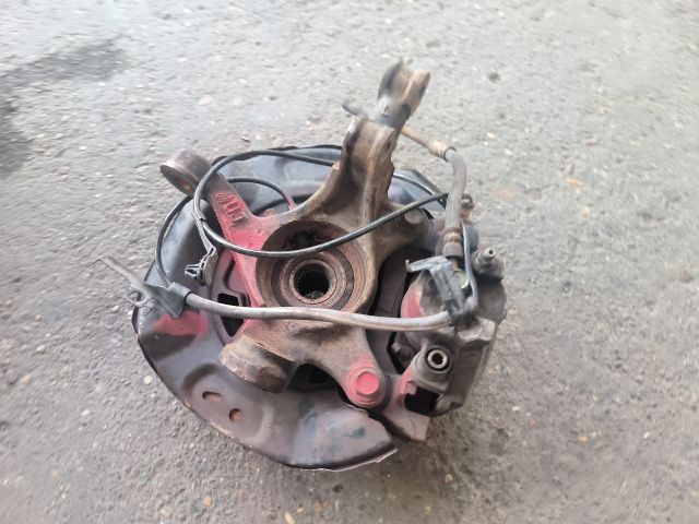 bontott TOYOTA YARIS Bal első Csonkállvány Kerékaggyal