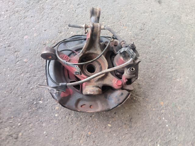 bontott TOYOTA YARIS Bal első Csonkállvány Kerékaggyal