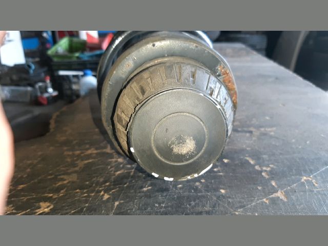 bontott TOYOTA YARIS Bal első Gólyaláb (Lengécsillapító, Rugó)