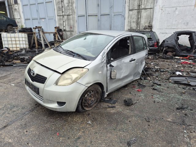 bontott TOYOTA YARIS Bal első Gólyaláb (Lengécsillapító, Rugó)