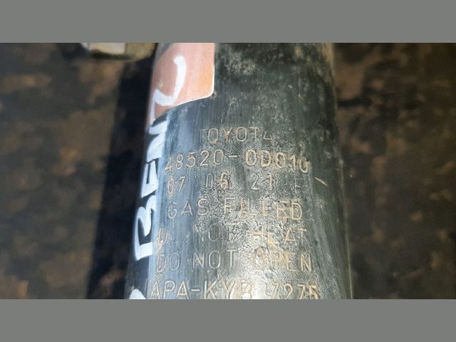 bontott TOYOTA YARIS Bal első Gólyaláb (Lengécsillapító, Rugó)