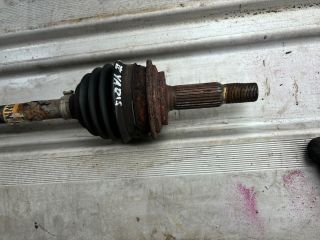 bontott TOYOTA YARIS Bal Féltengely