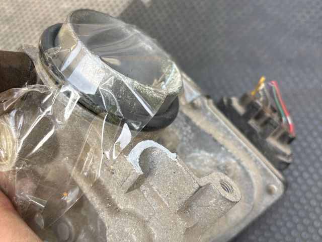 bontott TOYOTA YARIS Fojtószelep (Elektromos)