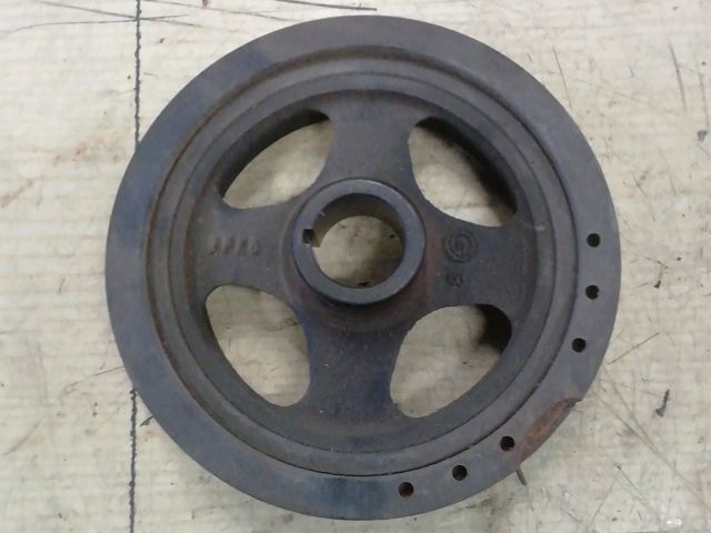 bontott TOYOTA YARIS Főtengely Szíjtárcsa