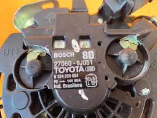 bontott TOYOTA YARIS Generátor