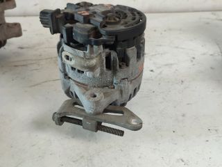 bontott TOYOTA YARIS Generátor