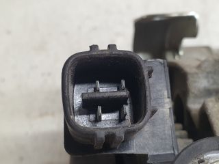 bontott TOYOTA YARIS Generátor