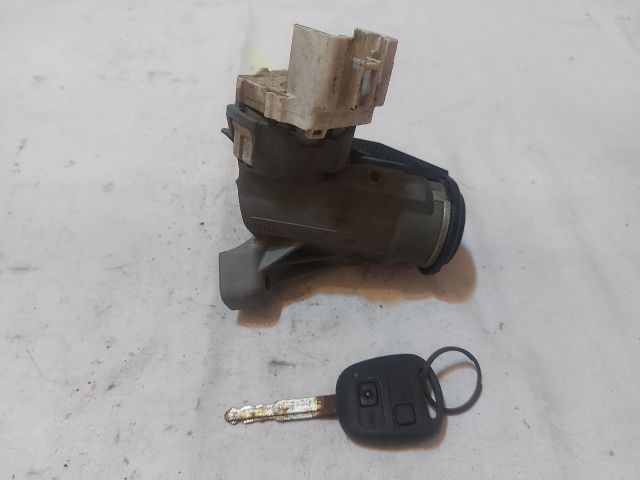 bontott TOYOTA YARIS Gyújtáskapcsoló Házzal