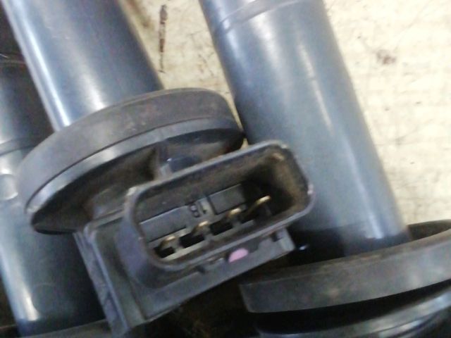 bontott TOYOTA YARIS Gyújtótrafó Szett