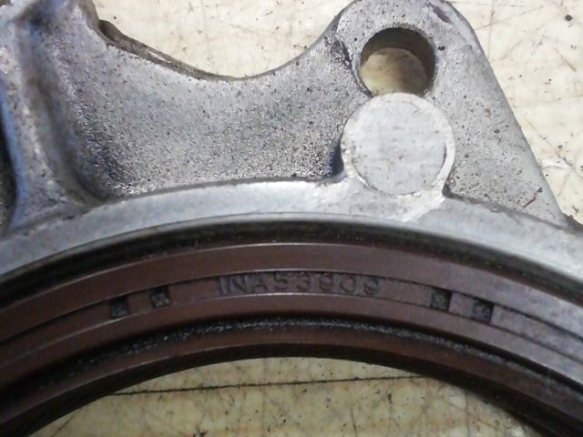 bontott TOYOTA YARIS Hátsó Főtengely Szimmeringház