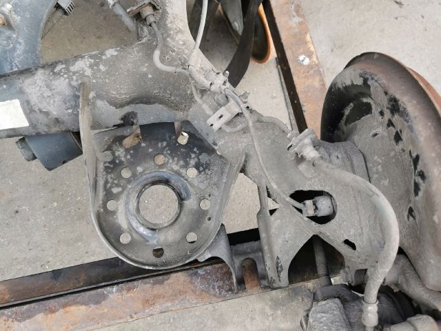 bontott TOYOTA YARIS Hátsó Híd (Tárcsafékes)