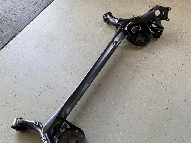 bontott TOYOTA YARIS Hátsó Híd (Tárcsafékes)