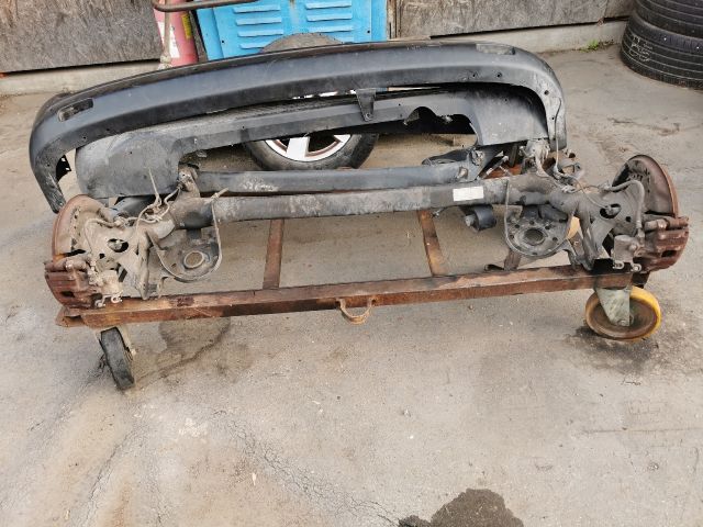 bontott TOYOTA YARIS Hátsó Híd (Tárcsafékes)