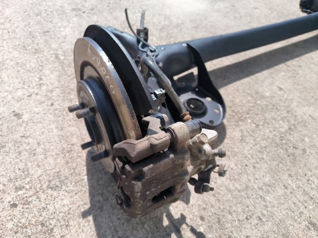 bontott TOYOTA YARIS Hátsó Híd (Tárcsafékes)