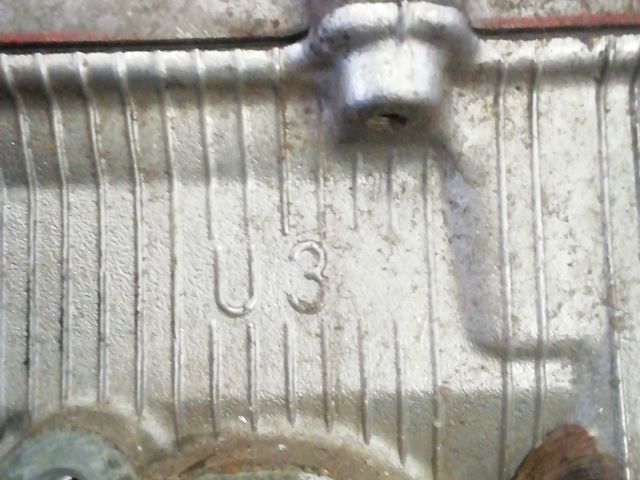 bontott TOYOTA YARIS Hengerfej