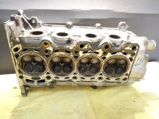 bontott TOYOTA YARIS Hengerfej