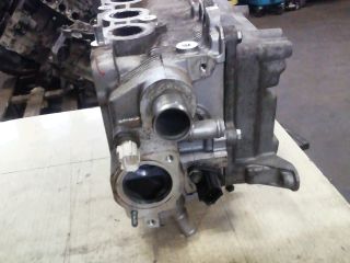 bontott TOYOTA YARIS Hengerfej