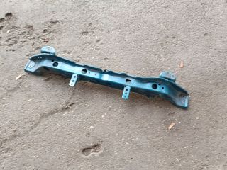 bontott TOYOTA YARIS Homlokfal (Üres lemez)