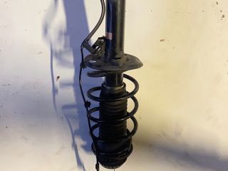 bontott TOYOTA YARIS Jobb első Gólyaláb (Lengécsillapító, Rugó)