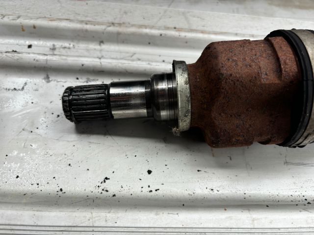 bontott TOYOTA YARIS Jobb Féltengely