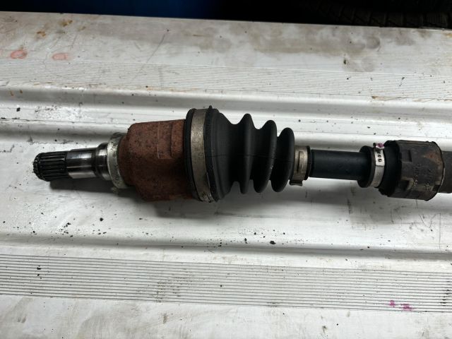 bontott TOYOTA YARIS Jobb Féltengely