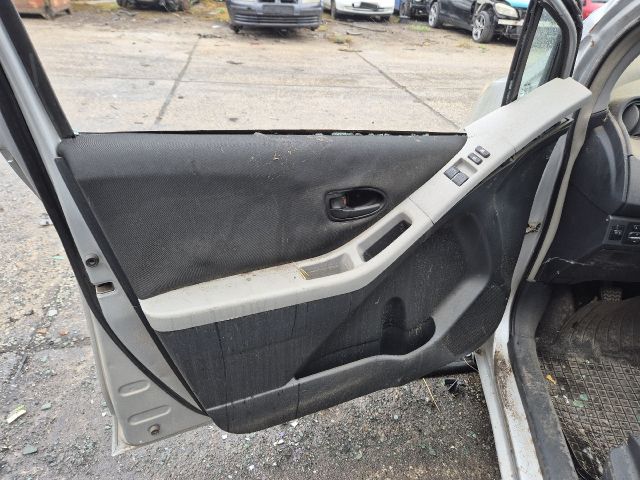 bontott TOYOTA YARIS Kilométeróra