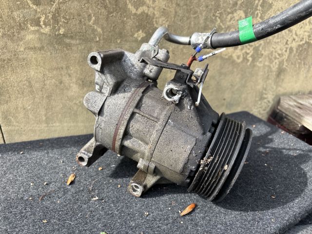 bontott TOYOTA YARIS Klímakompresszor