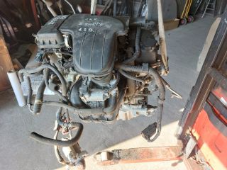 bontott TOYOTA YARIS Komplett Motor (Segédberendezésekkel)