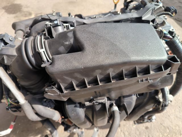 bontott TOYOTA YARIS Légszűrő Ház