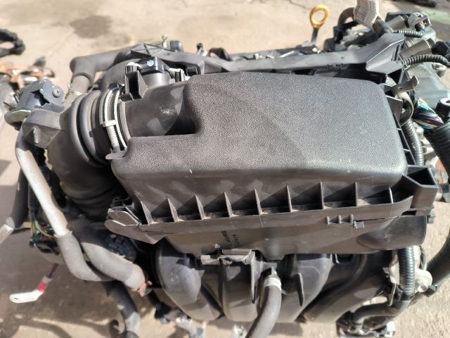 bontott TOYOTA YARIS Légszűrő Ház