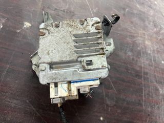 bontott TOYOTA YARIS Menetstabilizátor Elektronika