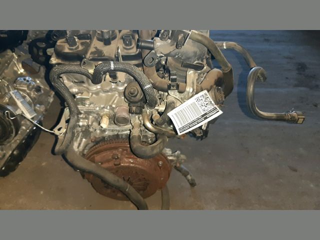 bontott TOYOTA YARIS Motor (Fűzött blokk hengerfejjel)