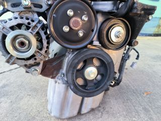 bontott TOYOTA YARIS Motor (Fűzött blokk hengerfejjel)