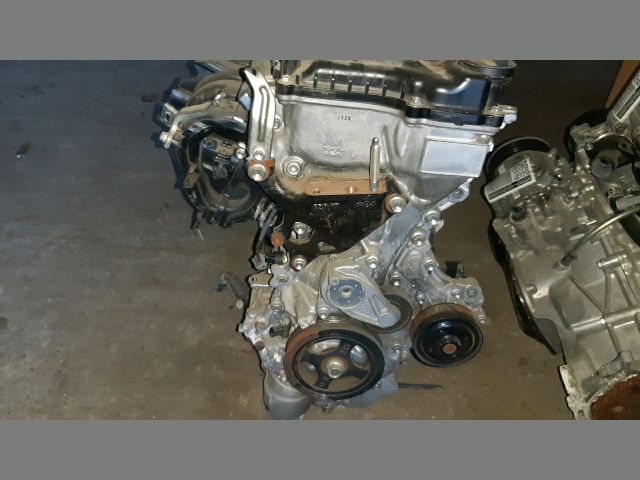 bontott TOYOTA YARIS Motor (Fűzött blokk hengerfejjel)