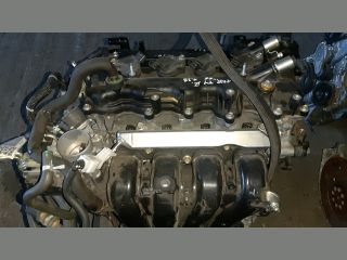 bontott TOYOTA YARIS Motor (Fűzött blokk hengerfejjel)