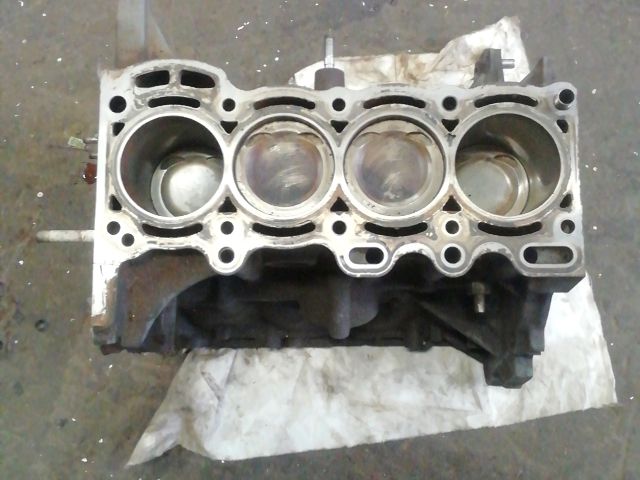 bontott TOYOTA YARIS Motorblokk (Fűzött)