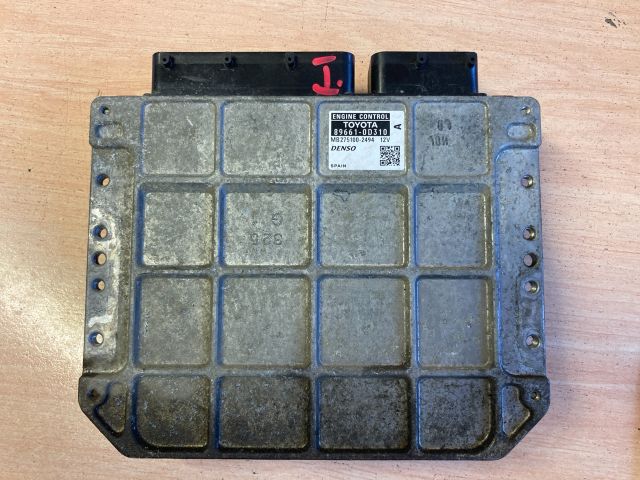 bontott TOYOTA YARIS Motorvezérlő