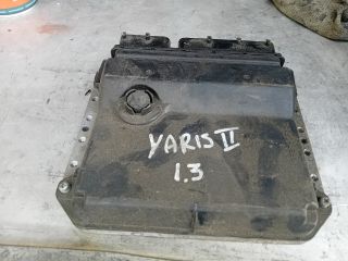 bontott TOYOTA YARIS Motorvezérlő