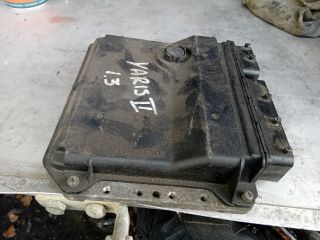 bontott TOYOTA YARIS Motorvezérlő