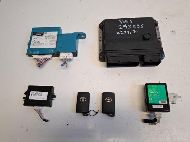 bontott TOYOTA YARIS Motorvezérlő
