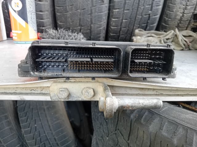 bontott TOYOTA YARIS Motorvezérlő