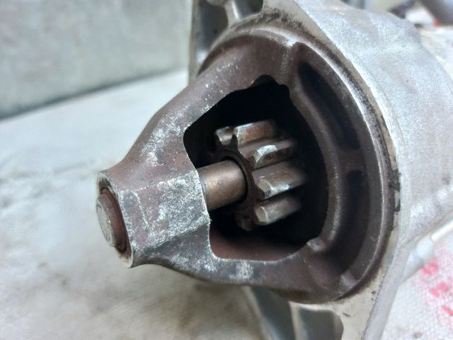 bontott TOYOTA YARIS Önindító