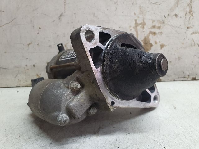 bontott TOYOTA YARIS Önindító