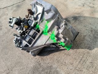 bontott TOYOTA YARIS Váltó (Mechanikus)